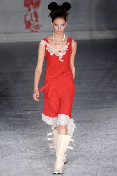 Look 8